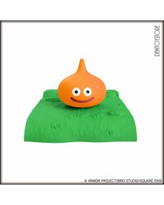 [Pre-order] Square Enix Plamo Plastic Model Kit - Dragon Quest - She-Slime with Grassland Base
